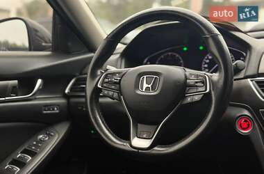 Седан Honda Accord 2018 в 