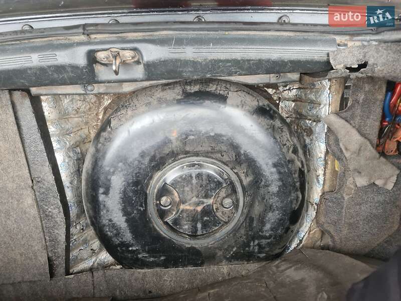 Седан Honda Accord 1994 в Чернівцях