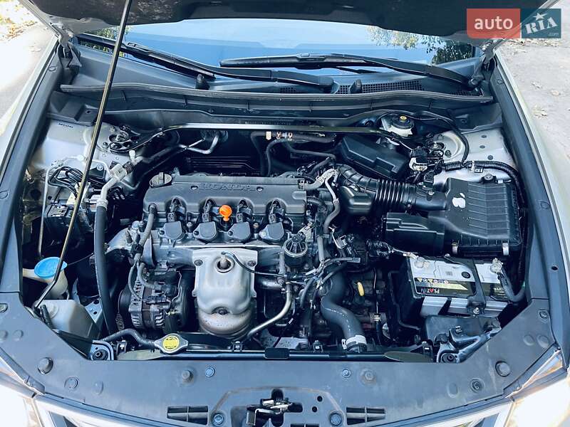Седан Honda Accord 2008 в Киеве