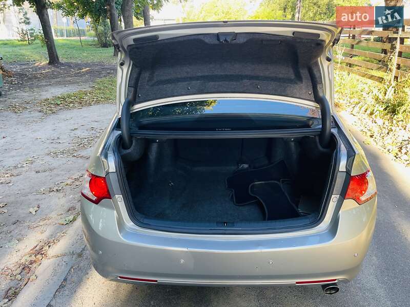Седан Honda Accord 2008 в Киеве