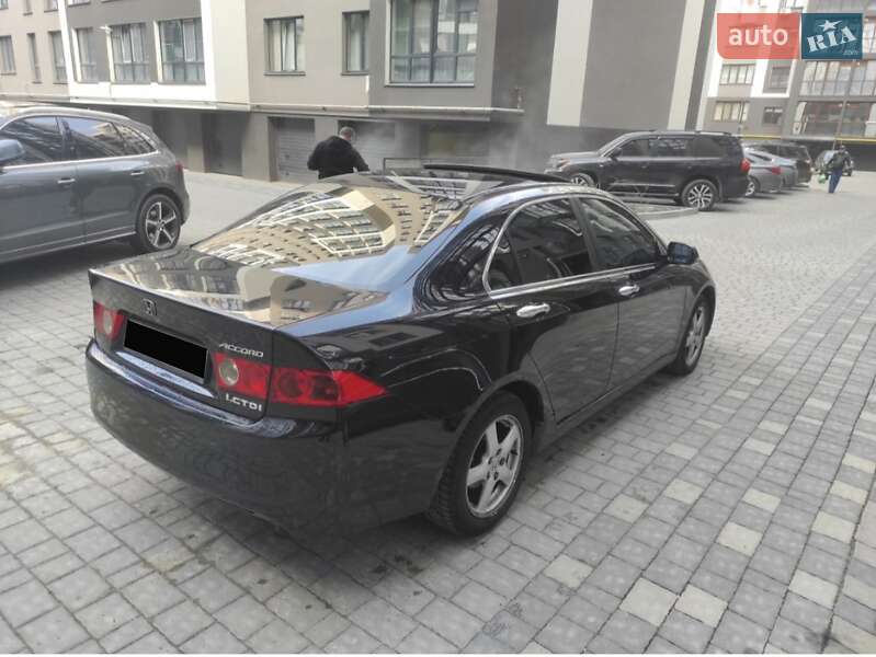 Седан Honda Accord 2005 в Ивано-Франковске