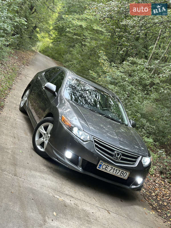 Седан Honda Accord 2008 в Чернівцях