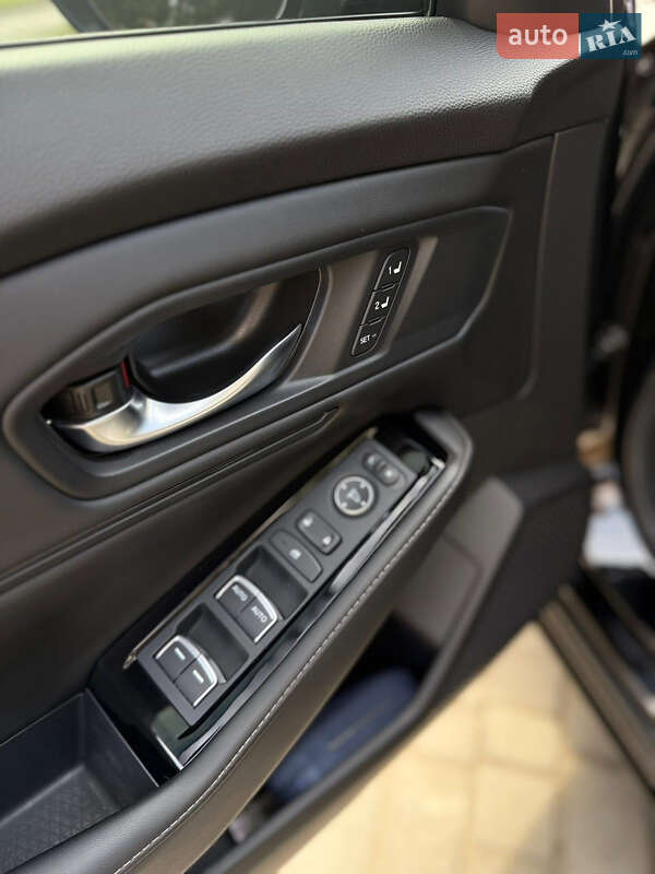 Седан Honda Accord 2023 в Днепре