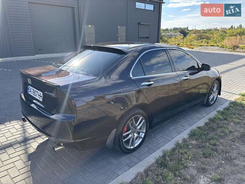 Седан Honda Accord 2006 в Кропивницком