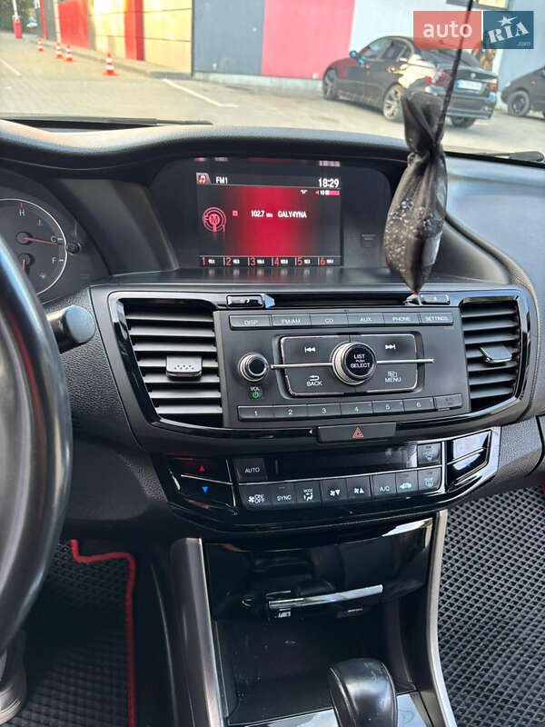 Седан Honda Accord 2017 в Самборе