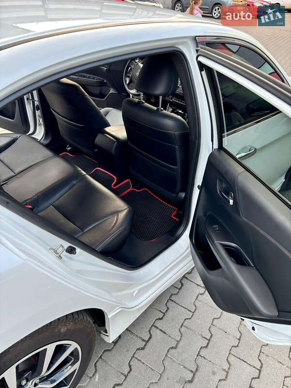 Седан Honda Accord 2017 в Самборе