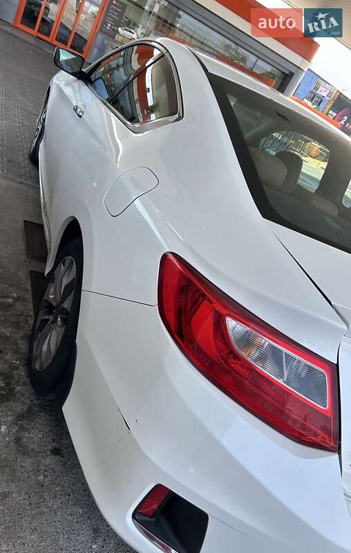 Купе Honda Accord 2013 в Києві фото 12 Купе Honda Accord 2013 в Києві