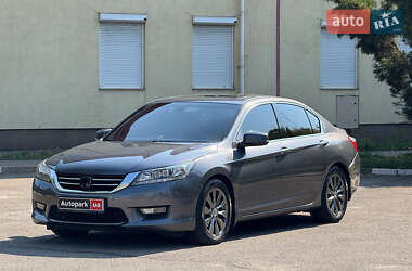 Седан Honda Accord 2013 в Запоріжжі
