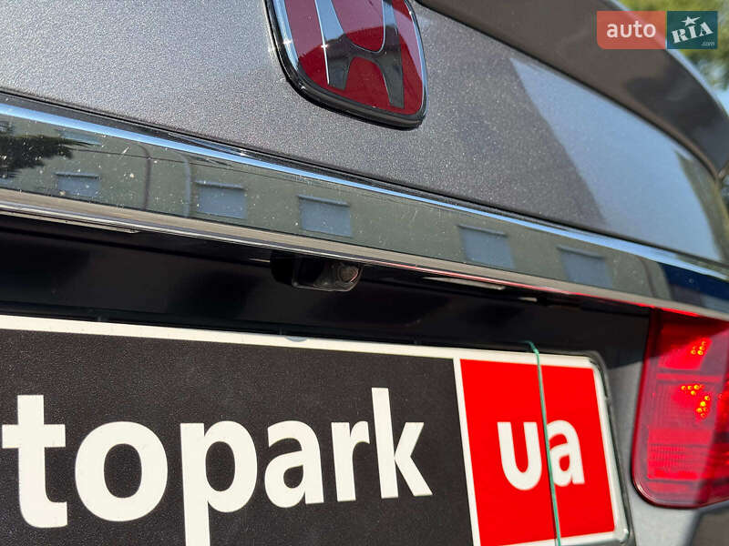 Седан Honda Accord 2013 в Запоріжжі