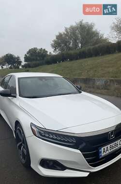 Седан Honda Accord 2022 в 