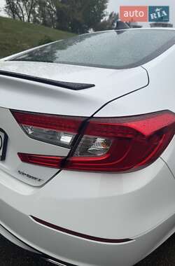 Седан Honda Accord 2022 в 