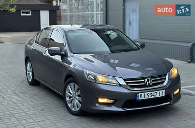 Седан Honda Accord 2014 в 