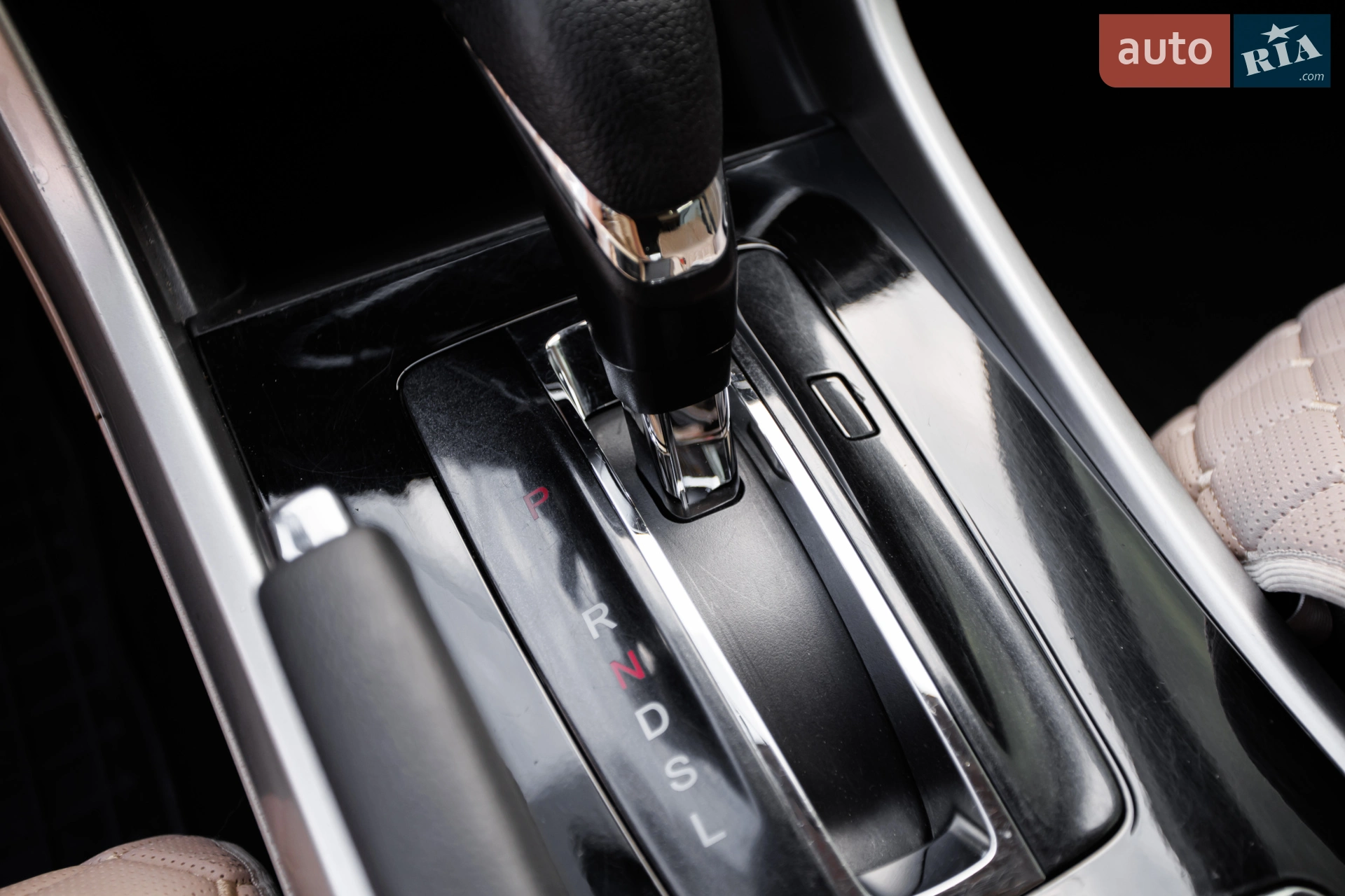 2016 Honda Accord - мініатюра 21