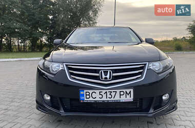 Седан Honda Accord 2011 в Луцке