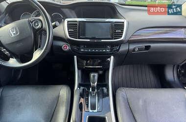 Седан Honda Accord 2017 в 