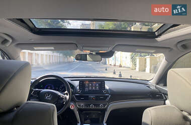 Седан Honda Accord 2019 в 