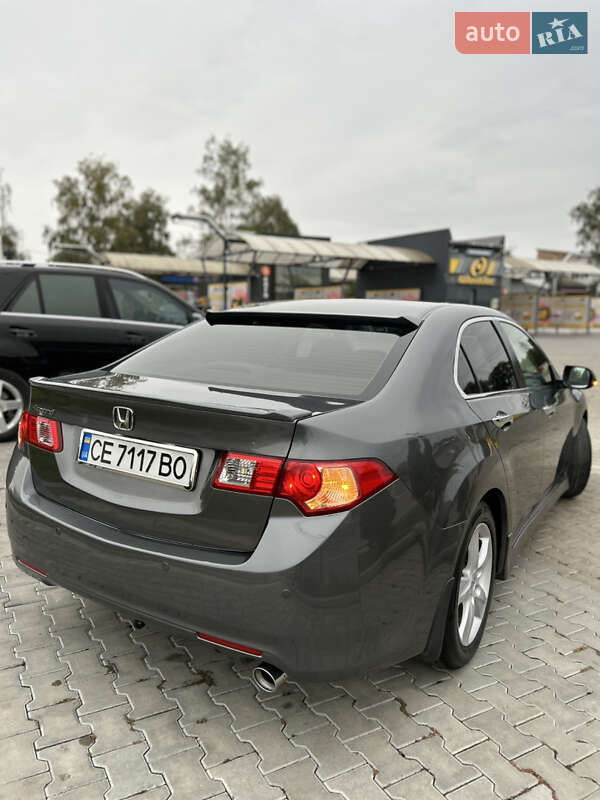 Седан Honda Accord 2008 в Чернівцях