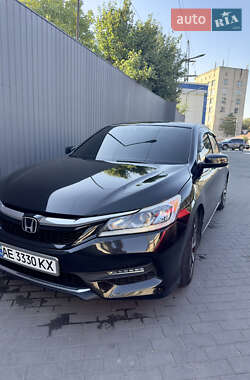 Седан Honda Accord 2016 в 