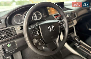 Седан Honda Accord 2014 в 