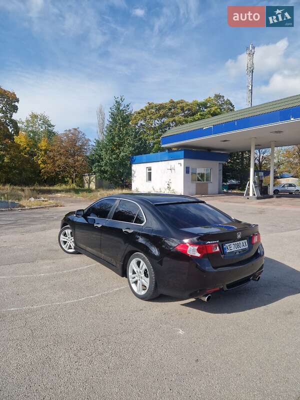 Седан Honda Accord 2010 в Днепре