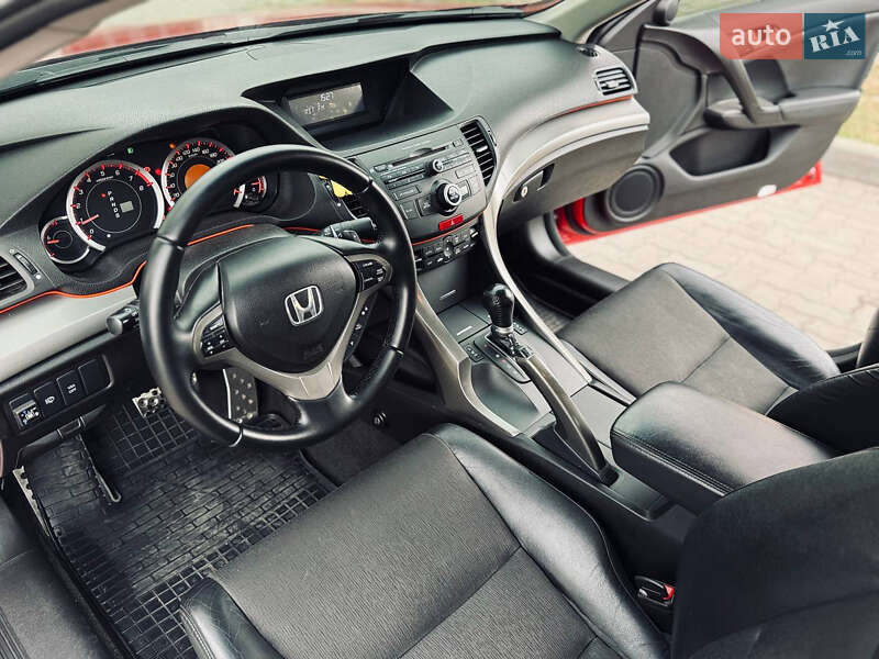 Седан Honda Accord 2008 в Полтаве