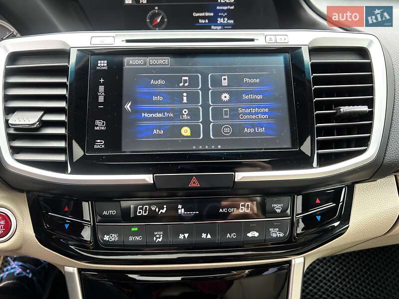Седан Honda Accord 2017 в Киеве