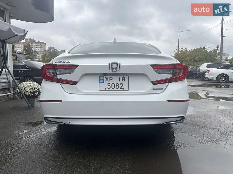 Седан Honda Accord 2018 в Киеве фото 45 Седан Honda Accord 2018 в Киеве