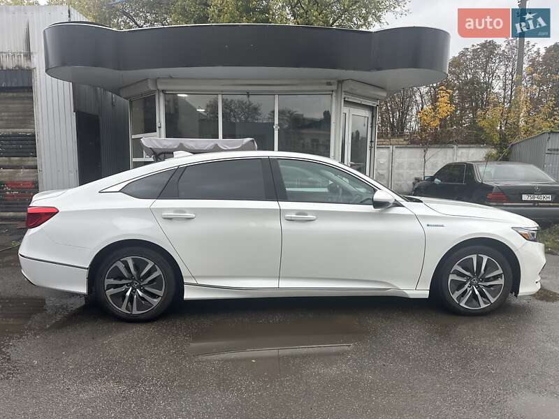 Седан Honda Accord 2018 в Киеве фото 65 Седан Honda Accord 2018 в Киеве