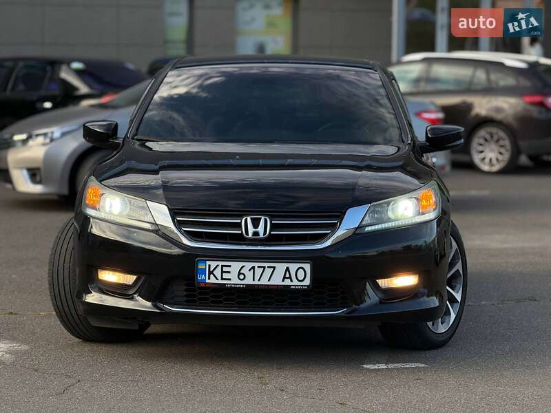 Седан Honda Accord 2015 в Кривому Розі
