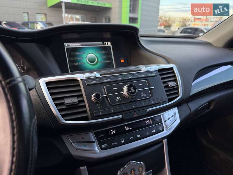 Седан Honda Accord 2015 в Кривому Розі