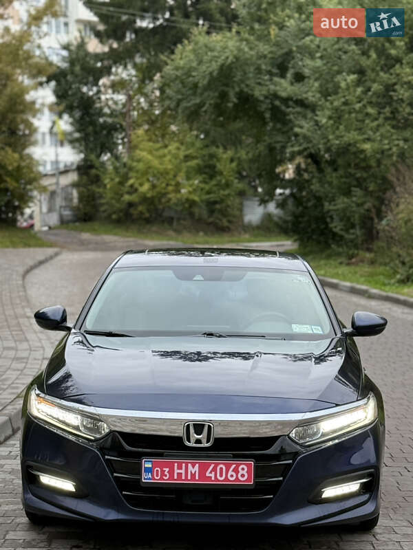 Седан Honda Accord 2019 в 