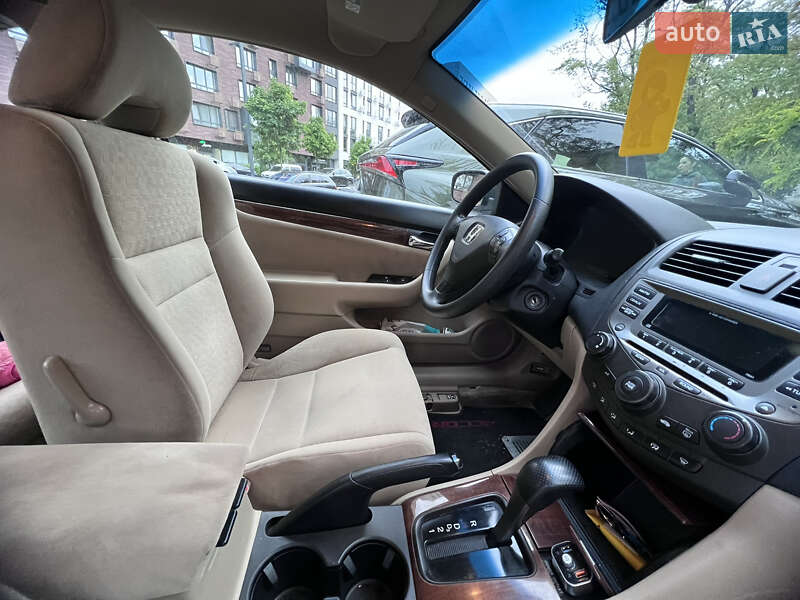 Купе Honda Accord 2007 в Киеве фото 7 Купе Honda Accord 2007 в Киеве