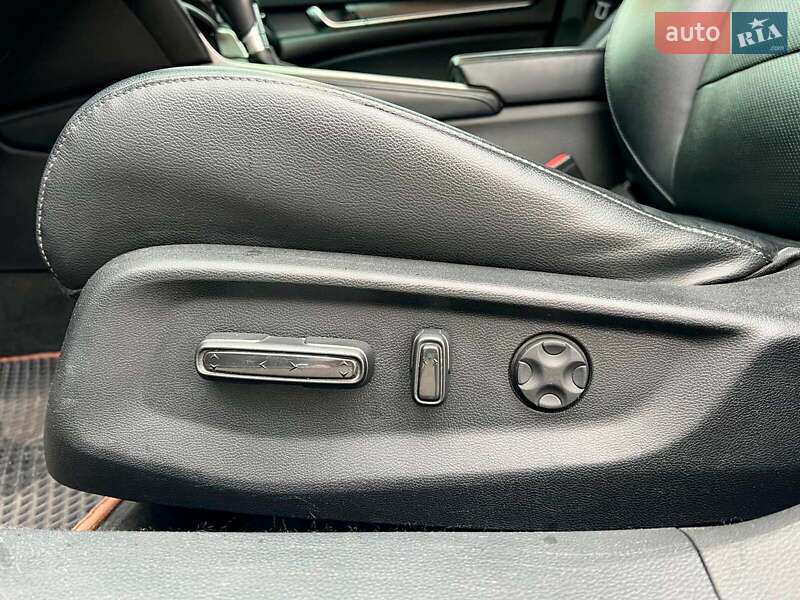 Седан Honda Accord 2018 в Львові