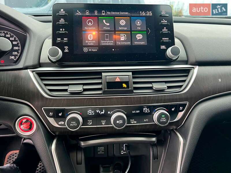 Седан Honda Accord 2018 в Львові