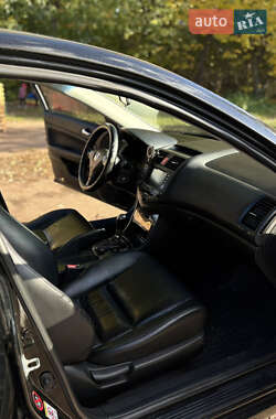 Седан Honda Accord 2006 в  фото 8 Седан Honda Accord 2006 в
