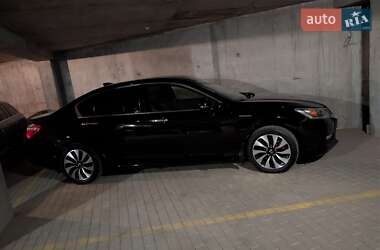 Седан Honda Accord 2014 в 