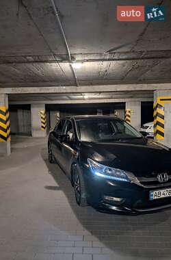 Седан Honda Accord 2014 в 