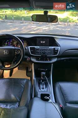 Седан Honda Accord 2014 в 