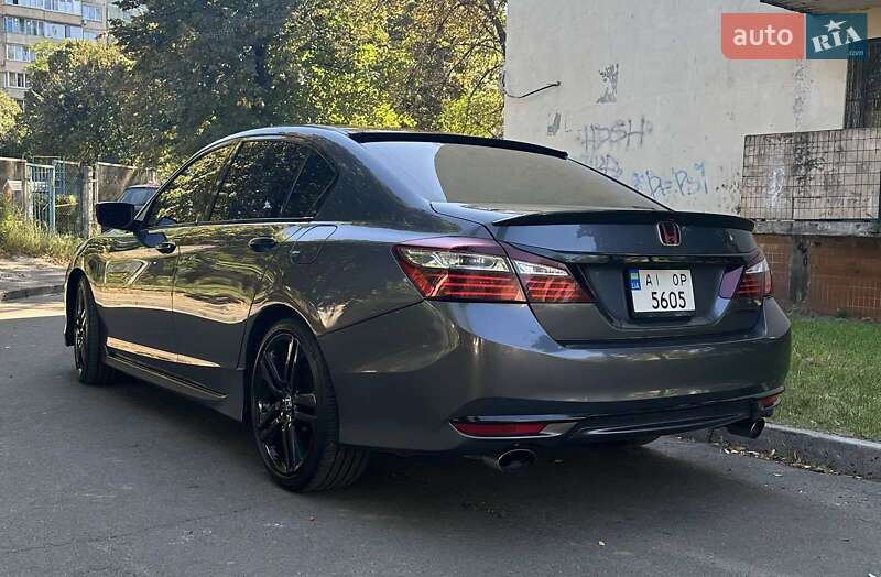 Седан Honda Accord 2015 в Вишневом