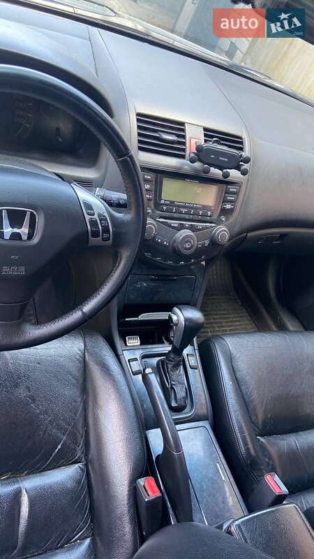 Седан Honda Accord 2004 в Черкассах