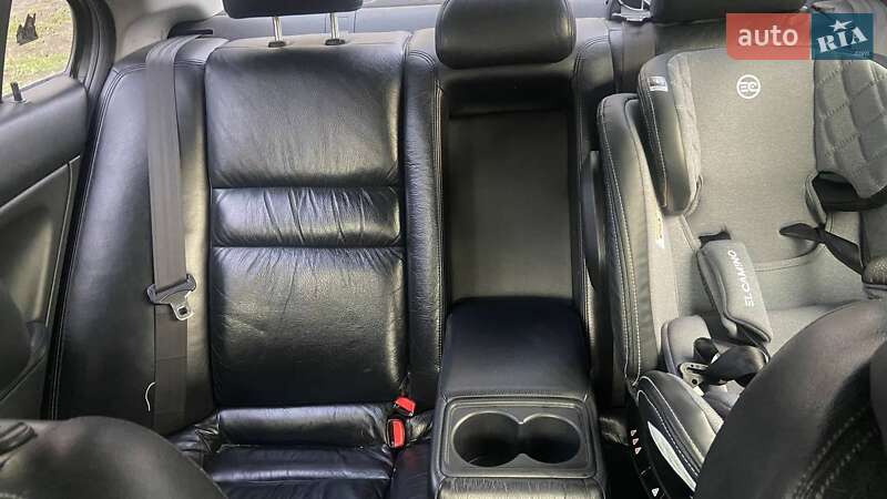 Седан Honda Accord 2004 в Черкассах