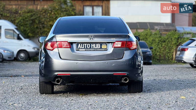 Седан Honda Accord 2012 в Бердичеве