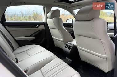Седан Honda Accord 2018 в 