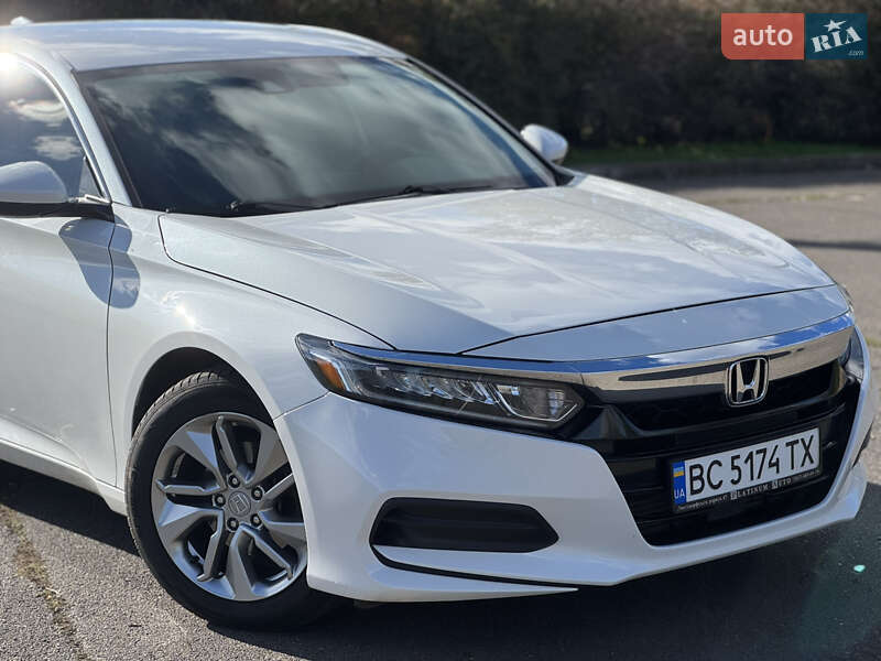 Седан Honda Accord 2018 в Кривом Роге