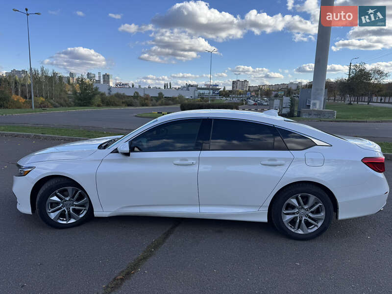 Седан Honda Accord 2018 в Кривом Роге