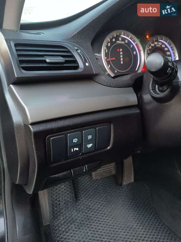 Седан Honda Accord 2010 в Харкові