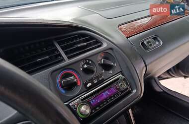 Седан Honda Accord 1999 в 