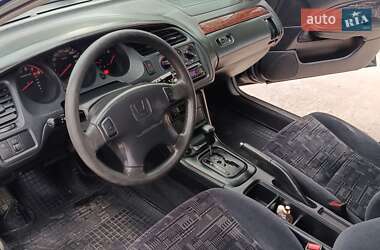 Седан Honda Accord 1999 в 
