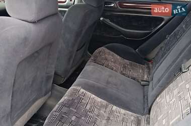 Седан Honda Accord 1999 в 