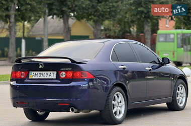Седан Honda Accord 2004 в 